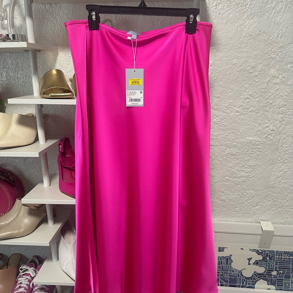 Elegant Pink Skirt